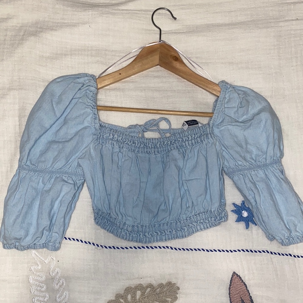 Zara blue crop top never worn
